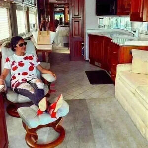 Lularoe long Roses shirt